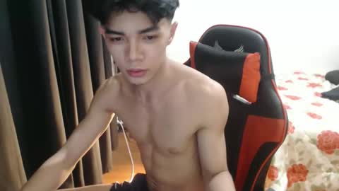 Snapshot of xaviar20 chatting on 10-05-25, 10:13 xaviar20 online show from 10-05-25, 10:13