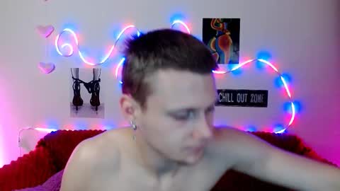 xavier_night81 online show from 11-06-25, 09:21