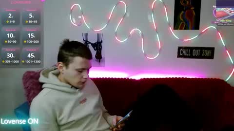 xavier_night81 online show from 11-19-25, 08:47