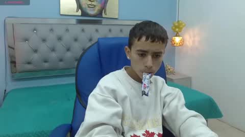 Snapshot of xavii_18_ chatting on 01-31-25, 01:02 xavii_18_ online show from 01-31-25, 01:02