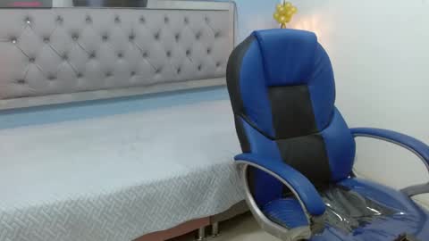 Snapshot of xavii_18_ chatting on 02-09-25, 06:26 xavii_18_ online show from 02-09-25, 06:26