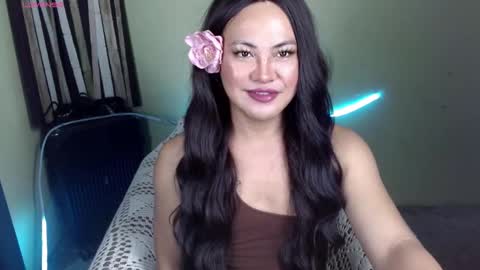 Snapshot of xcalisthra_69x chatting on 12-01-25, 08:03 Godess Lucy online show from 12-01-25, 08:03