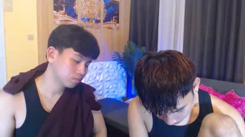 Snapshot of xcigbatecum chatting on 11-10-25, 02:49 Charlie online show from 11-10-25, 02:49