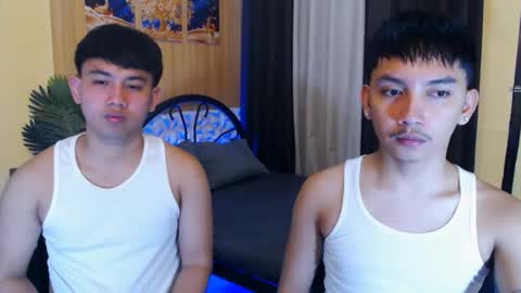 Snapshot of xcigbatecum chatting on 11-16-25, 03:39 Charlie online show from 11-16-25, 03:39