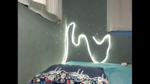 xcreamypussy online show from 03-03-25, 07:21