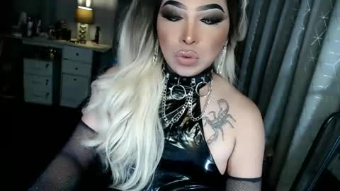 Zhavia online show from 09-08-25, 05:01