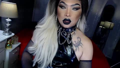 Zhavia online show from 10-13-25, 05:13