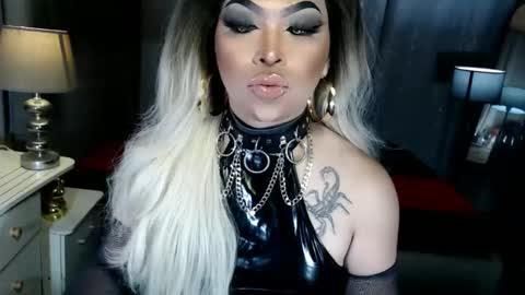 Zhavia online show from 12-01-25, 07:08