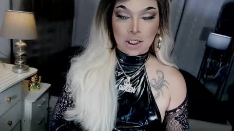 Zhavia online show from 01-14-26, 04:01