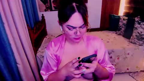 Snapshot of xdirtymistressx chatting on 02-25-25, 06:42 XDirtymistressX online show from 02-25-25, 06:42