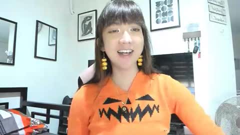 Snapshot of xdreamangel chatting on 10-18-25, 03:53 xdreamangel online show from 10-18-25, 03:53