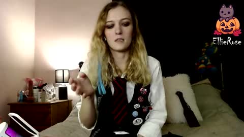 EllieeRose online show from 10-11-25, 11:36