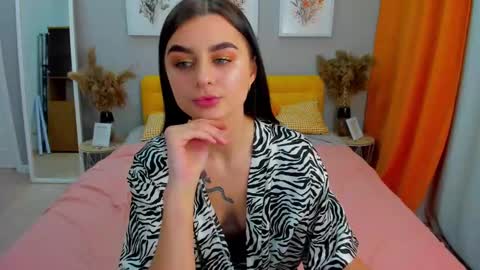 Emma online show from 02-23-25, 04:35