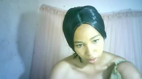 Snapshot of xenna610827 chatting on 01-24-25, 05:00 xenna610827 online show from 01-24-25, 05:00