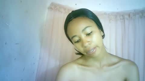 Snapshot of xenna610827 chatting on 01-28-25, 05:54 xenna610827 online show from 01-28-25, 05:54