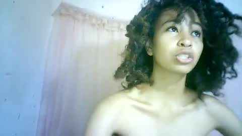 Snapshot of xenna610827 chatting on 01-30-25, 04:02 xenna610827 online show from 01-30-25, 04:02