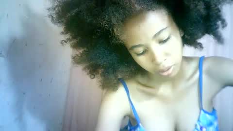 Snapshot of xenna610827 chatting on 02-05-25, 09:46 xenna610827 online show from 02-05-25, 09:46