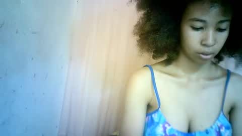 Snapshot of xenna610827 chatting on 02-05-25, 12:49 xenna610827 online show from 02-05-25, 12:49