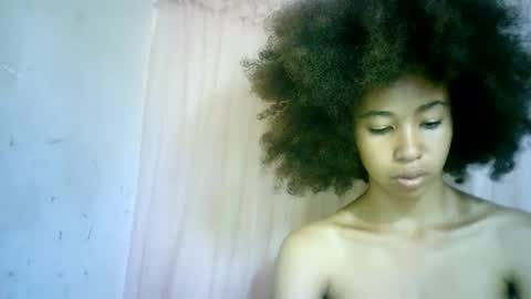 Snapshot of xenna610827 chatting on 02-05-25, 08:14 xenna610827 online show from 02-05-25, 08:14