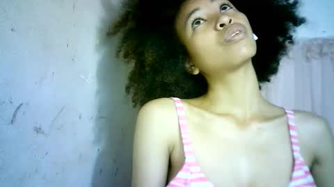 Snapshot of xenna610827 chatting on 02-10-25, 09:04 xenna610827 online show from 02-10-25, 09:04