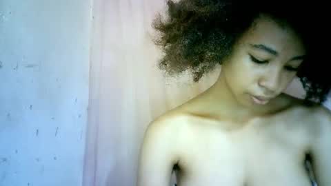 Snapshot of xenna610827 chatting on 02-12-25, 08:38 xenna610827 online show from 02-12-25, 08:38