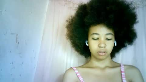 Snapshot of xenna610827 chatting on 02-22-25, 05:23 xenna610827 online show from 02-22-25, 05:23