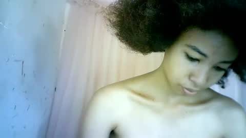 Snapshot of xenna610827 chatting on 02-22-25, 09:01 xenna610827 online show from 02-22-25, 09:01