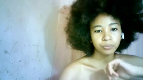 Snapshot of xenna610827 chatting on 02-22-25, 12:08 xenna610827 online show from 02-22-25, 12:08