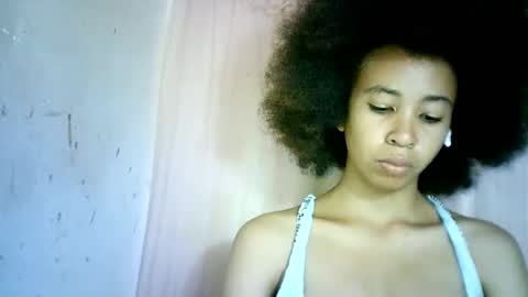 Snapshot of xenna610827 chatting on 02-24-25, 06:36 xenna610827 online show from 02-24-25, 06:36