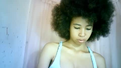 Snapshot of xenna610827 chatting on 02-26-25, 05:31 xenna610827 online show from 02-26-25, 05:31