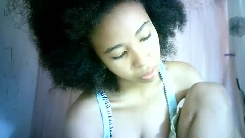 Snapshot of xenna610827 chatting on 02-28-25, 08:20 xenna610827 online show from 02-28-25, 08:20