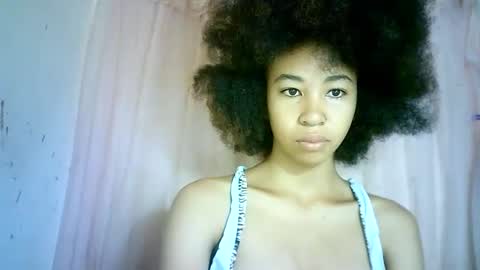 Snapshot of xenna610827 chatting on 03-03-25, 05:53 xenna610827 online show from 03-03-25, 05:53