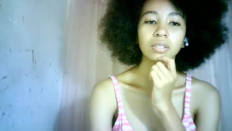 Snapshot of xenna610827 chatting on 03-04-25, 06:50 xenna610827 online show from 03-04-25, 06:50