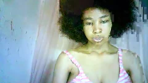 Snapshot of xenna610827 chatting on 03-05-25, 07:49 xenna610827 online show from 03-05-25, 07:49