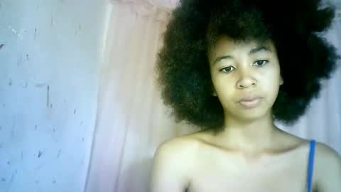 Snapshot of xenna610827 chatting on 03-09-25, 02:32 xenna610827 online show from 03-09-25, 02:32