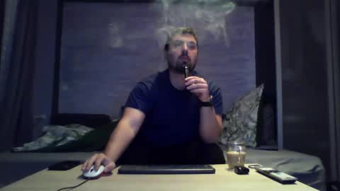 Snapshot of xfikusx44 chatting on 11-19-25, 05:07 xfikusx44 online show from 11-19-25, 05:07