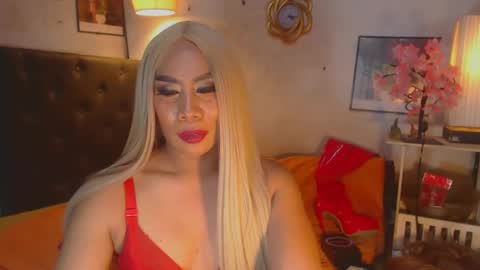 Snapshot of xhardcock2playx chatting on 02-22-25, 06:52 GODDESS KRISTEL online show from 02-22-25, 06:52