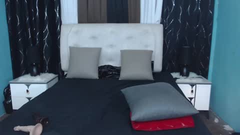 xhugesignificant69x online show from 12-04-24, 12:41