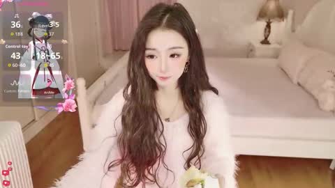 xiaoyu ko online show from 11-22-25, 10:53