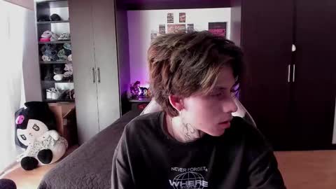 Snapshot of xice_boy chatting on 02-16-26, 02:02 xIce Boy online show from 02-16-26, 02:02