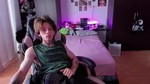 Snapshot of xice_boy chatting on 03-06-26, 02:57 xIce Boy online show from 03-06-26, 02:57