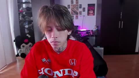 Snapshot of xice_boy chatting on 03-16-26, 01:48 xIce Boy online show from 03-16-26, 01:48