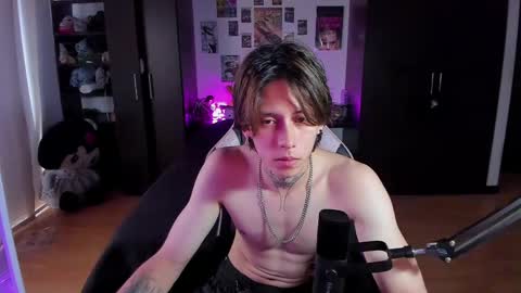 Snapshot of xice_boy chatting on 03-29-26, 08:20 xIce Boy online show from 03-29-26, 08:20