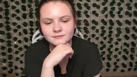 Lina online show from 02-04-25, 07:18