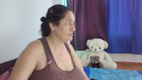 Ximena online show from 01-06-25, 05:49