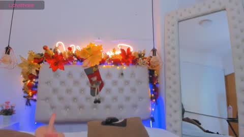 xiomara_cortes online show from 12-31-24, 08:45