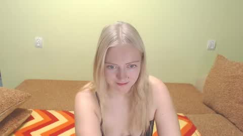 Snapshot of xjuliettexx chatting on 01-15-25, 11:43 Julia online show from 01-15-25, 11:43