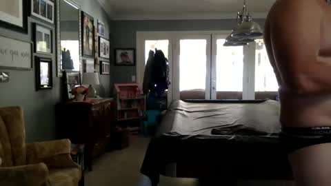 xkon1 online show from 10-31-25, 06:20