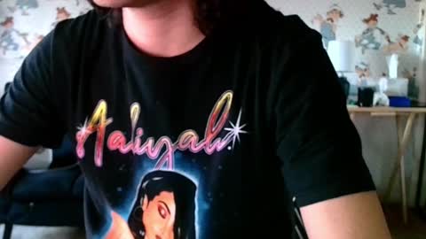 Snapshot of xkong36 chatting on 02-09-25, 12:49 Xkong36 online show from 02-09-25, 12:49