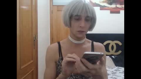 Snapshot of xlecram chatting on 12-01-25, 07:41 Wendy online show from 12-01-25, 07:41